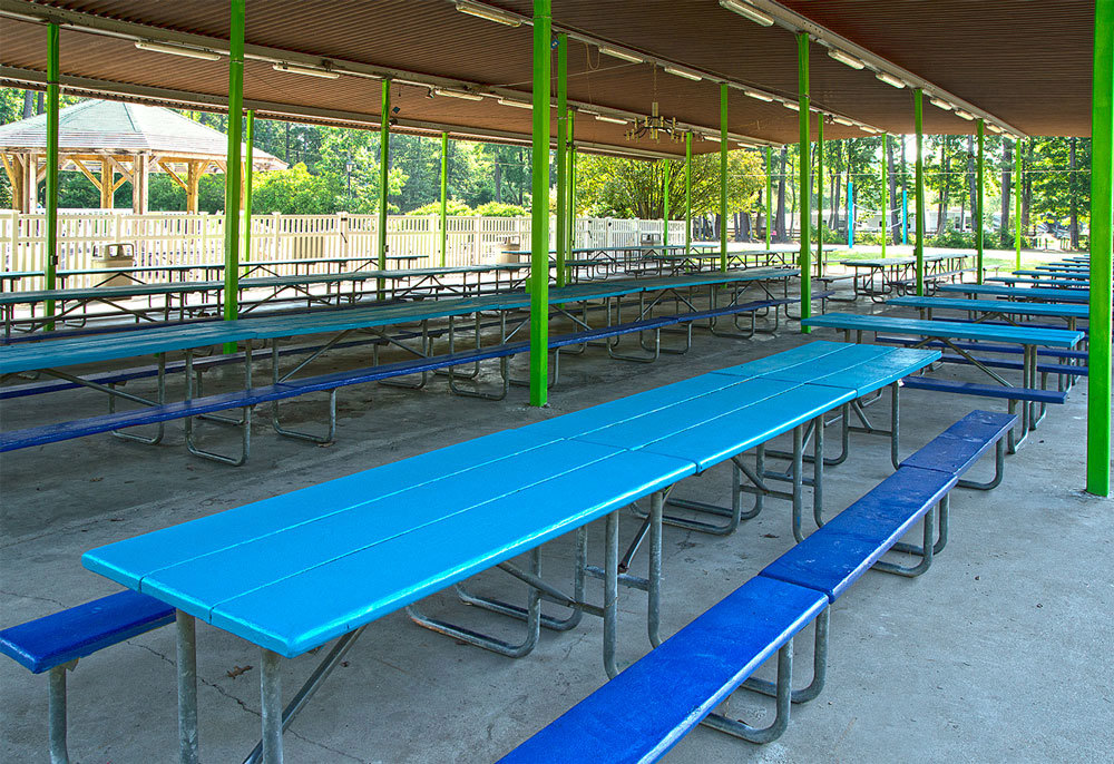 Le Pavilion est le centre pour les événements du camping.