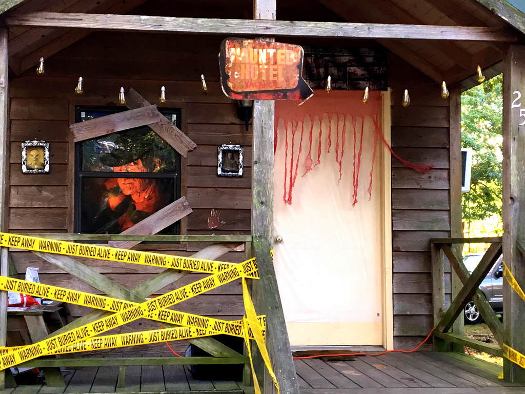 This isn't a cabin! It's a haunted hotel during the decorating contest.